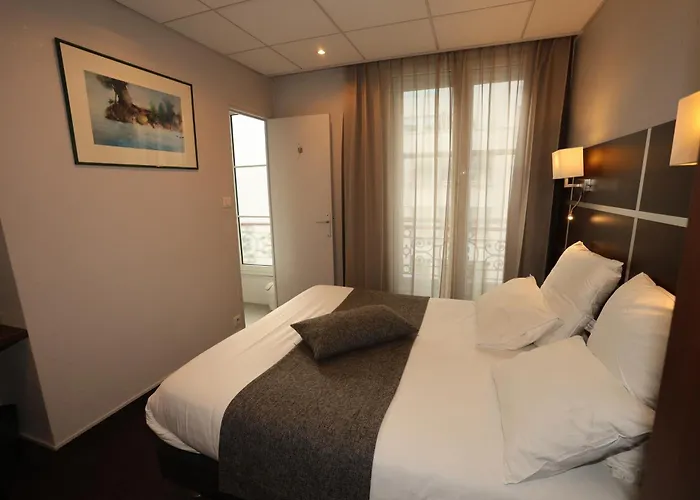 Hôtel Des Trois Gares Paris